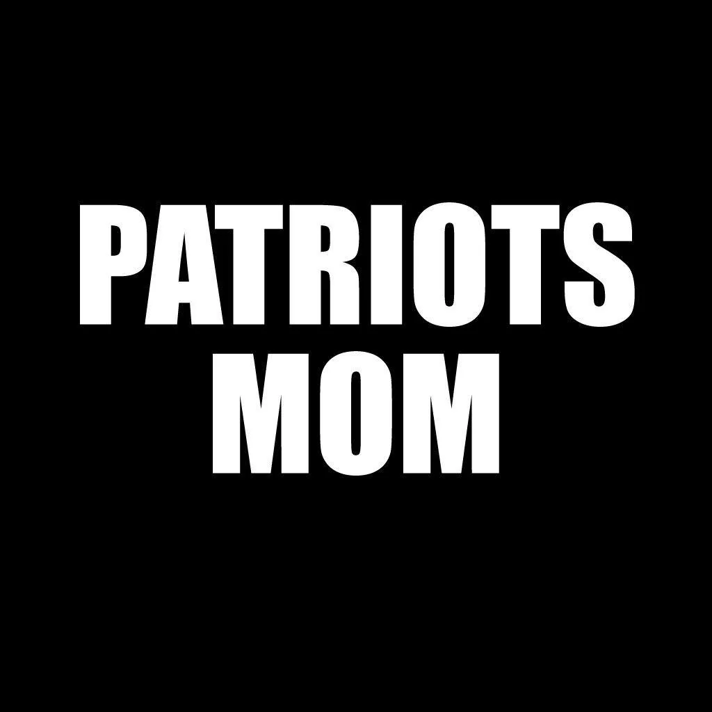 Patriots Mom Black Folding Camping Chair - Image 2